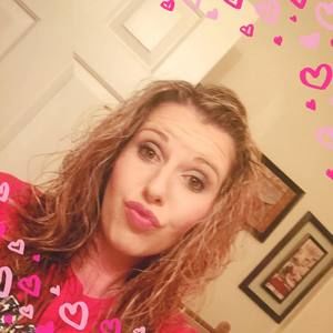 Meet your Posher, Felicia