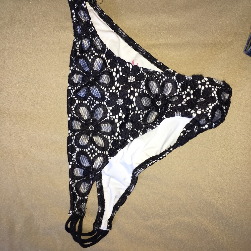 Victoria’s Secret bikini bottoms