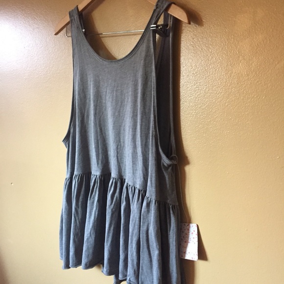 Free People Tops - NWT We the Free // Free People // gray ruffle tank