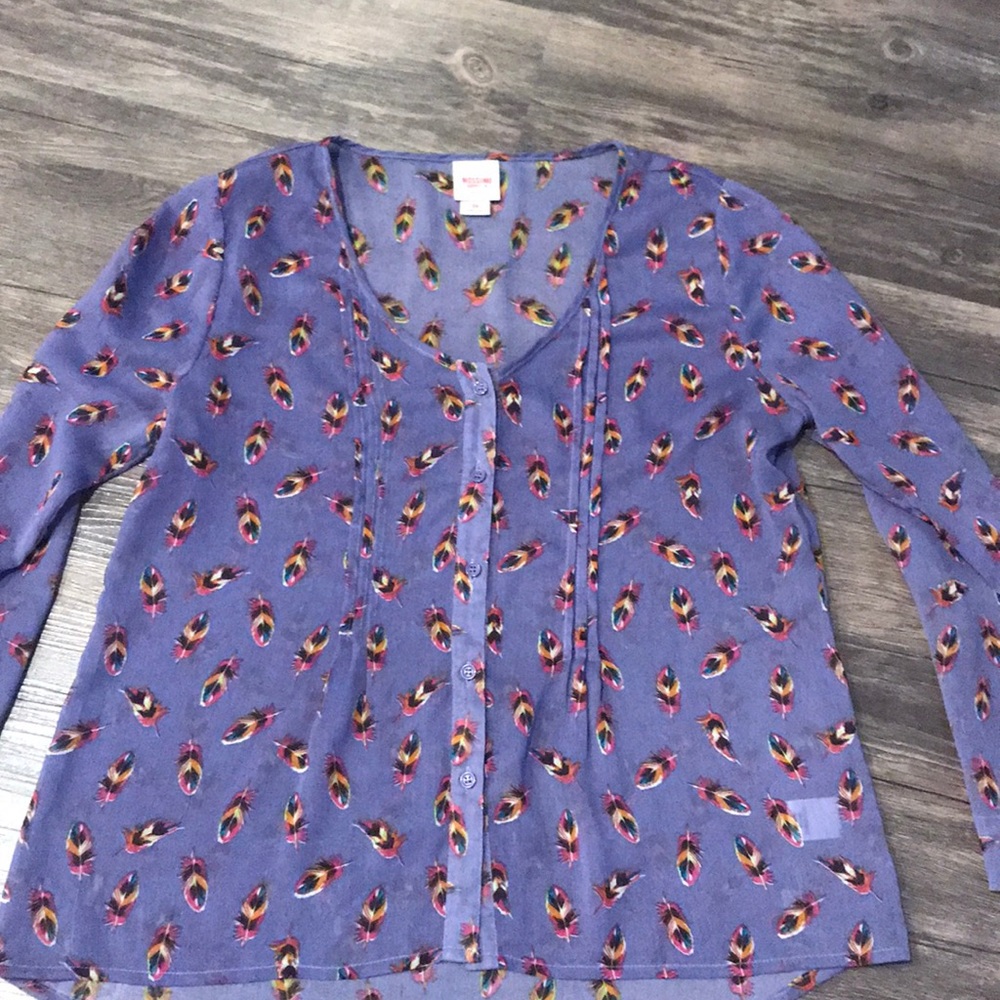 Feather patterned blouse