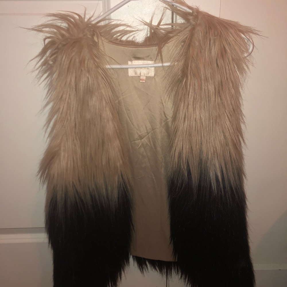 Ombré faux fur vest