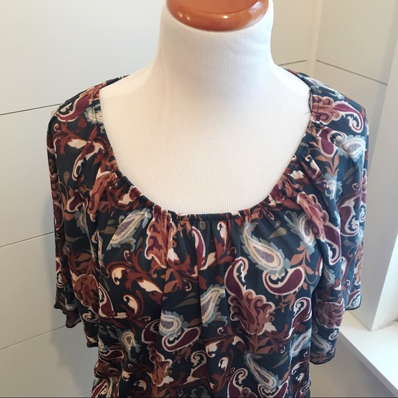 (A) Motherhood Maternity top, size Medium - Picture 2 of 4