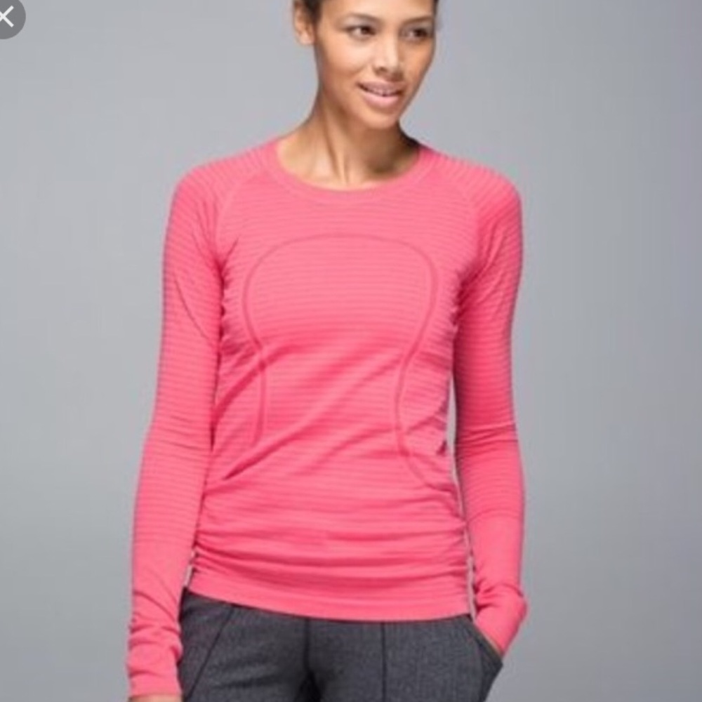 Lululemon Long sleeve pink shirt with thumb holes