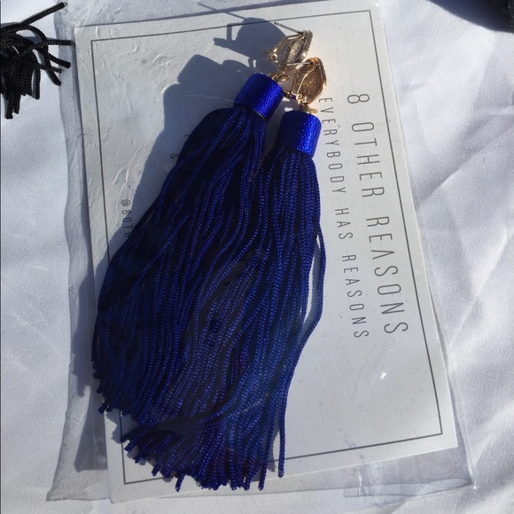 NWT! 8 Other Reasons Fringe Tassel earrings - Picture 5 of 7