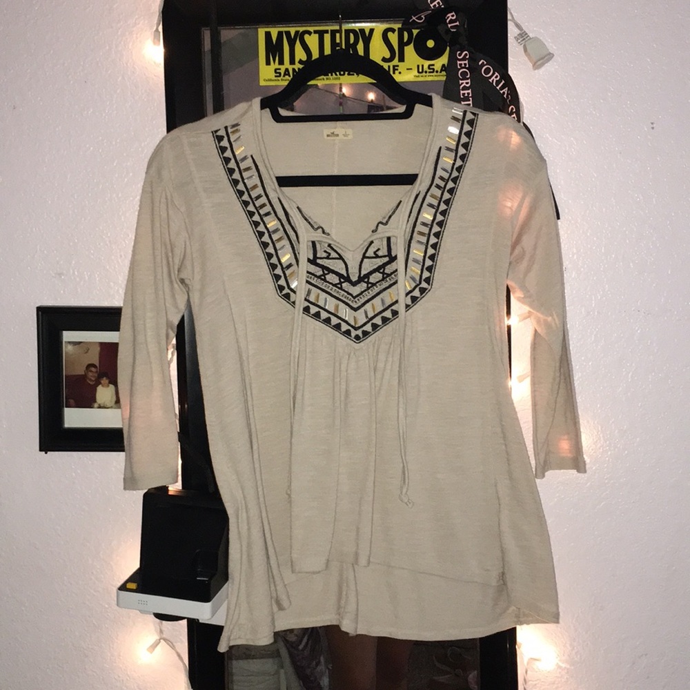 HOLLISTER top