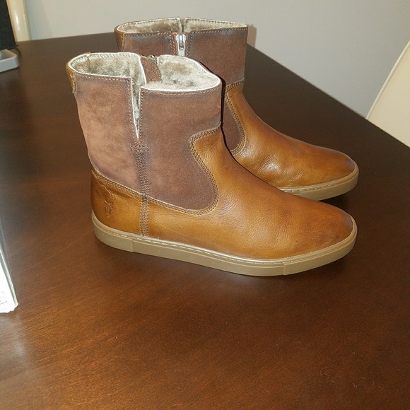 frye gemma shearling boots