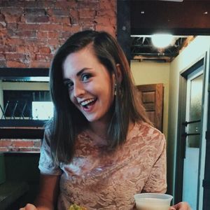 Meet your Posher, Claire