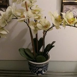 Meet your Posher, Val
