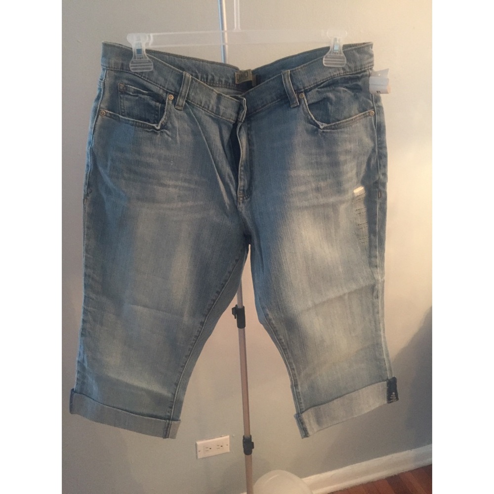 Cropped denim