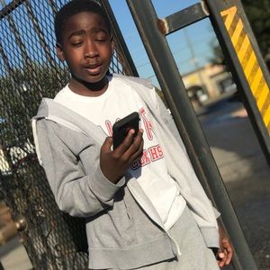 Meet your Posher, Jonathan