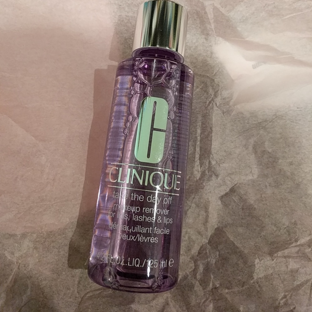 Clinique take the day off makeup remover