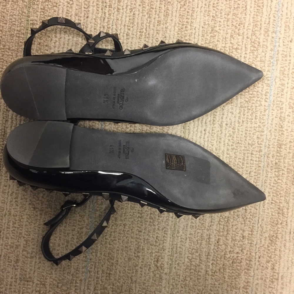 SOLD Valentino Rockstud T-Strap Flats 41.5 - Picture 4 of 8