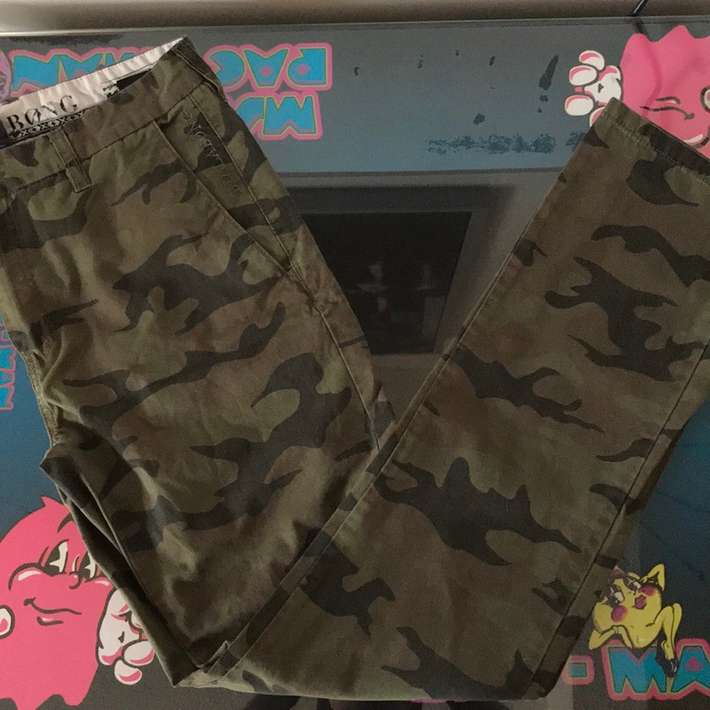 Billabong camouflage pants