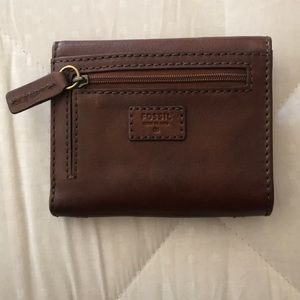 Fossil wallet