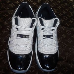 ❄❗LOW TOP CONCORD JORDAN 11S❗❄