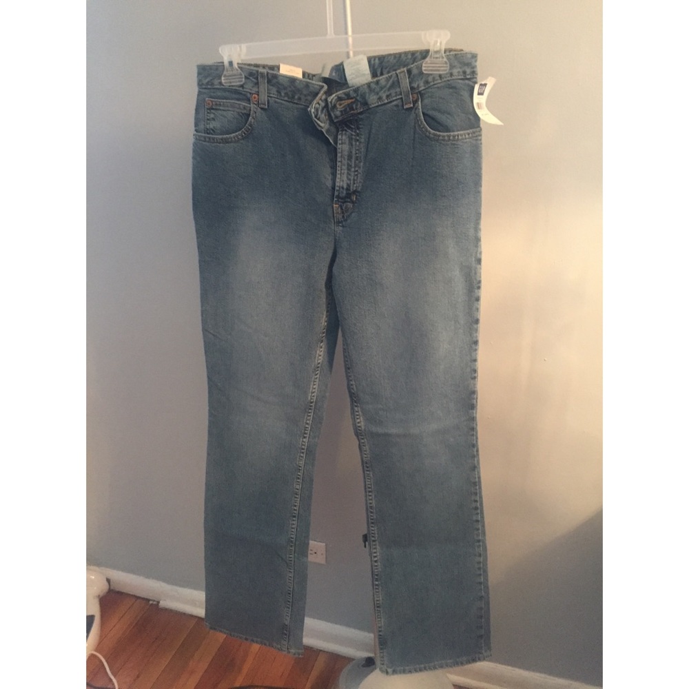 Boot cut stretch denim