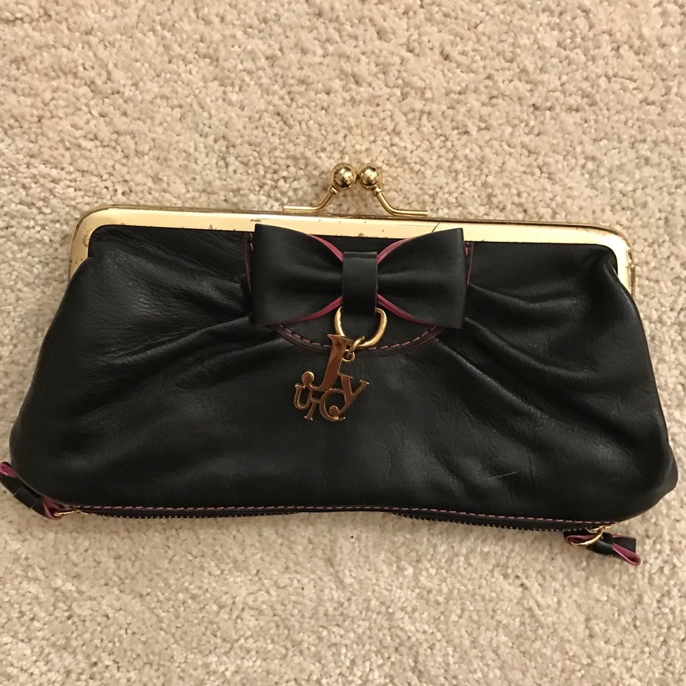 Juicy Couture Clutch wallet- make an offer!!💕