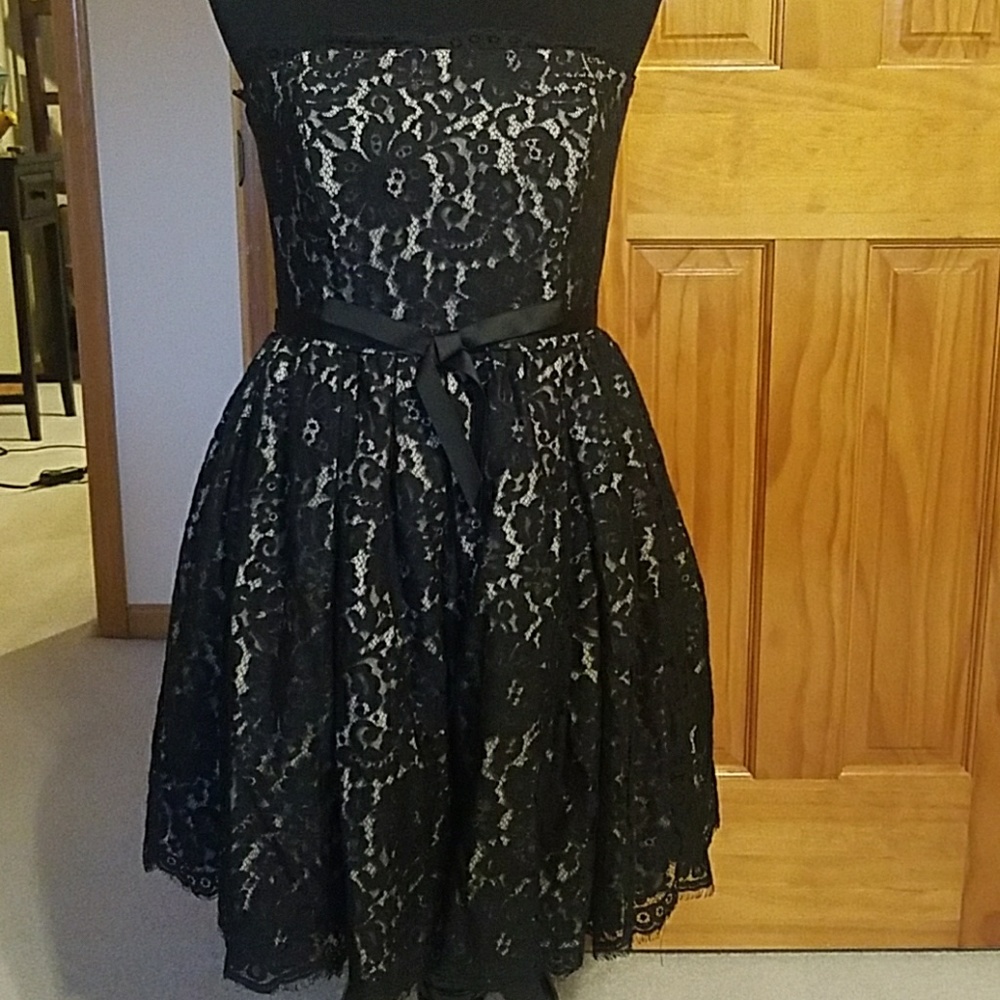 Party dress!!! - Picture 4 of 8