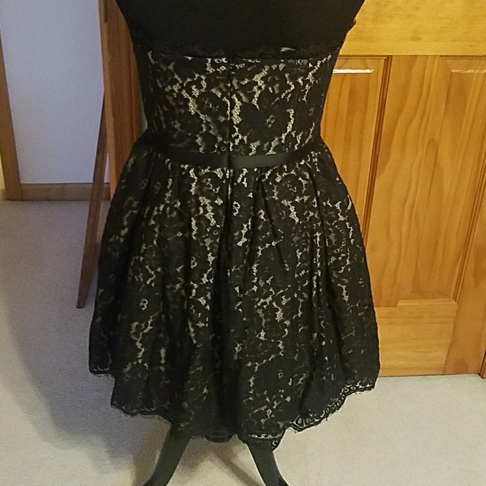 Party dress!!! - Picture 5 of 8
