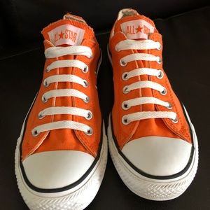 Converse All Star “chucks” Men 6/Women 8