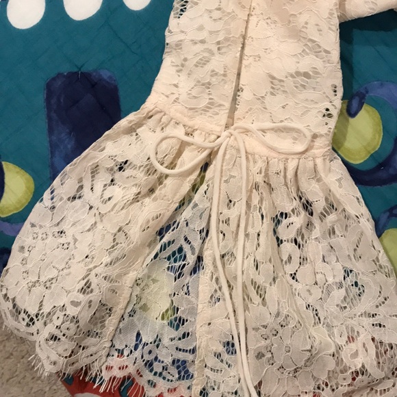 Cream lace blouse - Picture 5 of 6