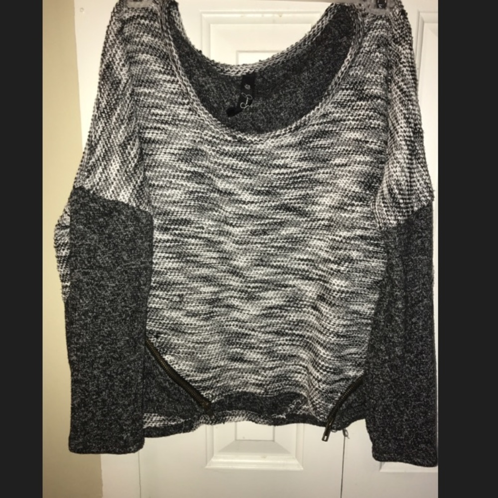 Jessica Simpson knitted sweater