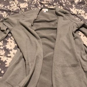 💥flash sale💥Nwot solid light grey Sarah!