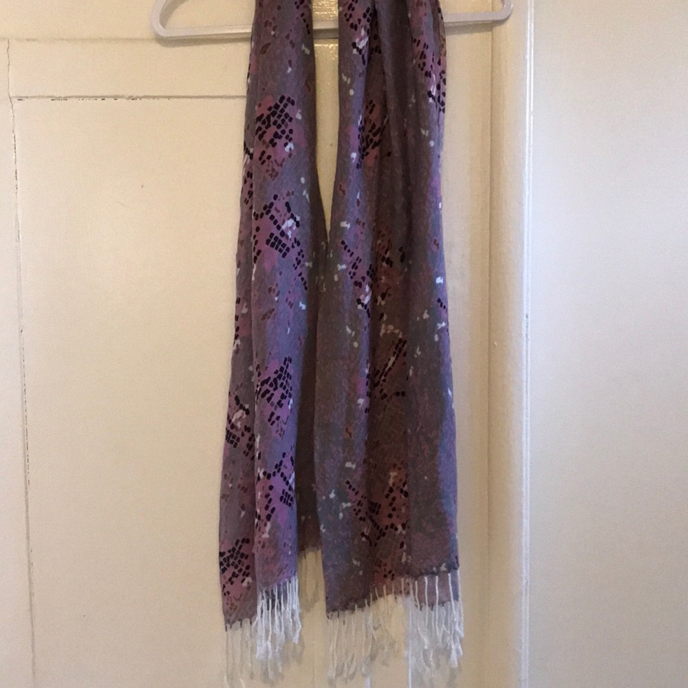 Beautiful and soft scarf