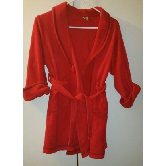 Old Navy Comfy Red Bath Robe for Kids - Picture 1 of 5