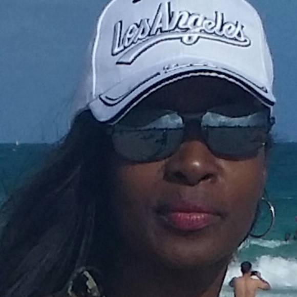 Meet your Posher, Kim - Picture 1 of 1