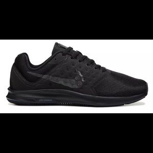 BRAND NEW NIKE DOWNSHIFTER 7 RUNNING SHOES SIZE 13
