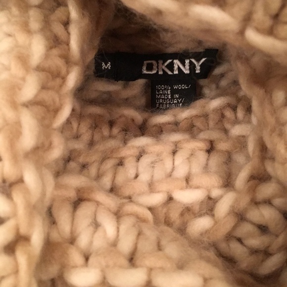 DKNY Sweater - Picture 2 of 2