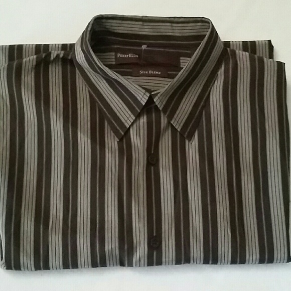 Perry Ellis Shirt Pullover Mens Size XL Travel Lux Ensign Blue Principles B1 See more like this. Perry Ellis Men's % Silk S/S Button Down Black & White Abstract Shirt - Large. Pre-Owned. $ or Best Offer +$ shipping. Free Returns. Perry Ellis Brown Casual Long Sleeve Button Down Shirt.