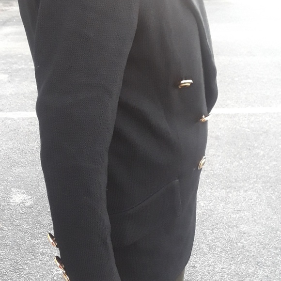 Vintage St. John black knit jacket does size 6p