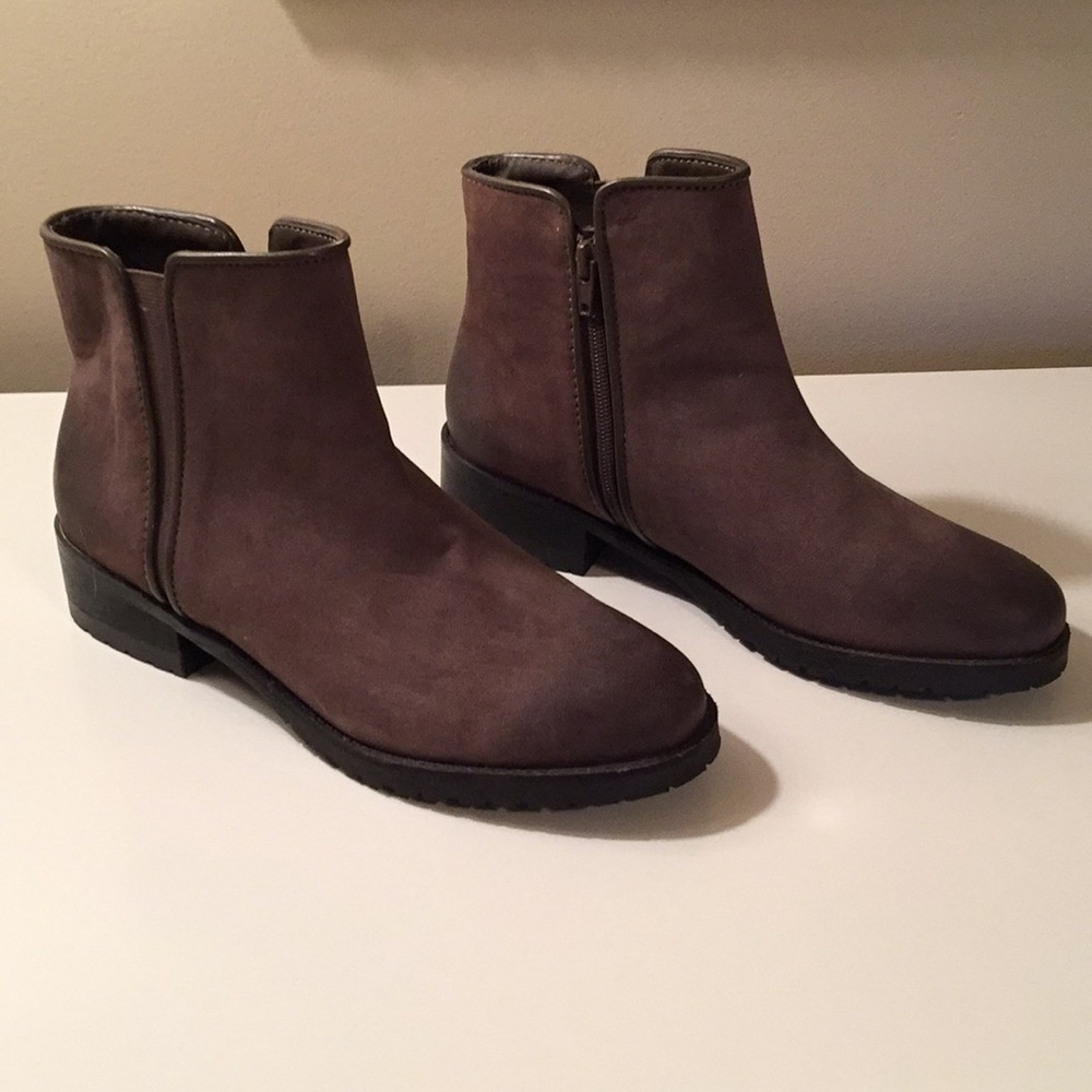 Steve Madden Brown Leather Boots
