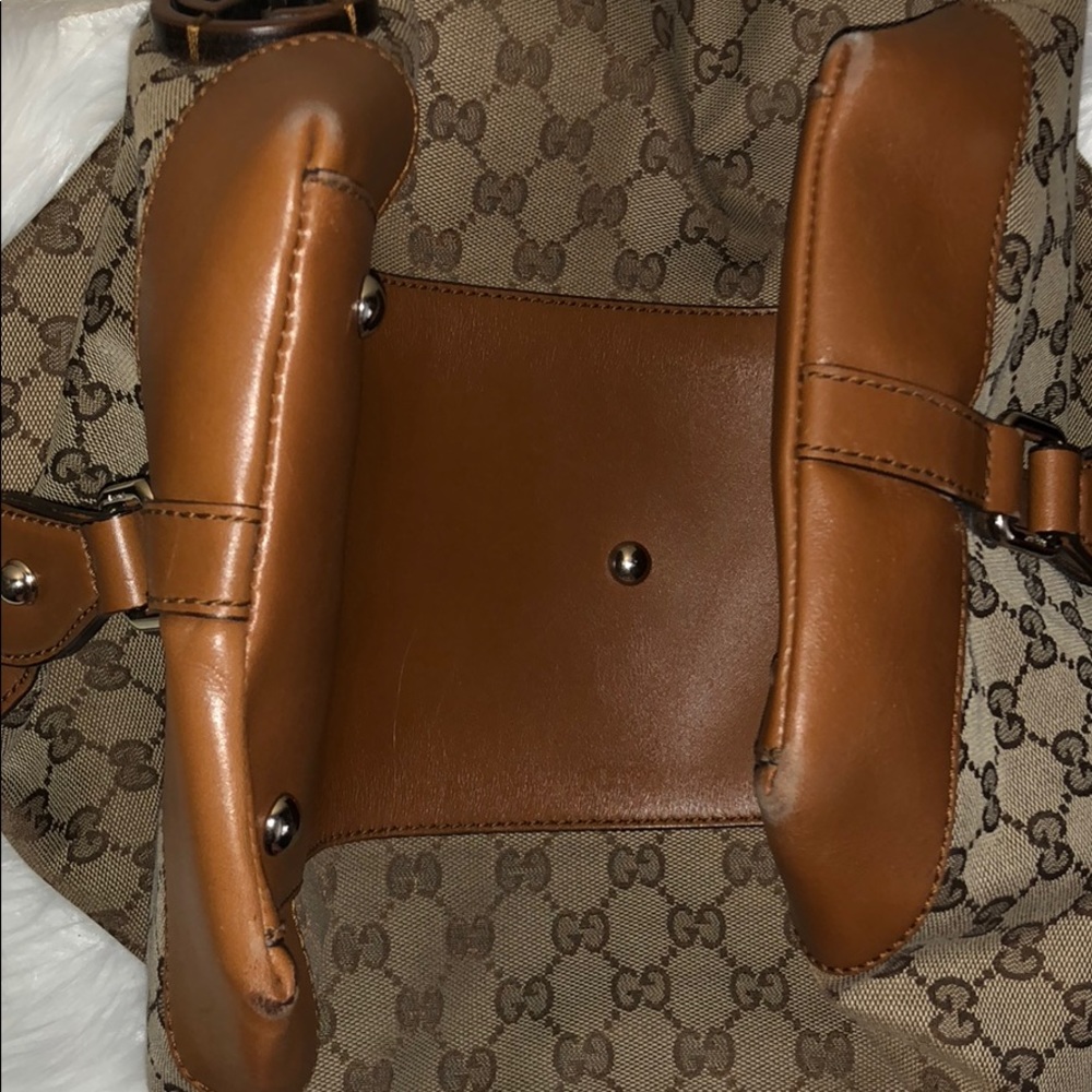🛑SOLD🛑 Gucci Handbag with Crossbody Strap - Picture 5 of 8