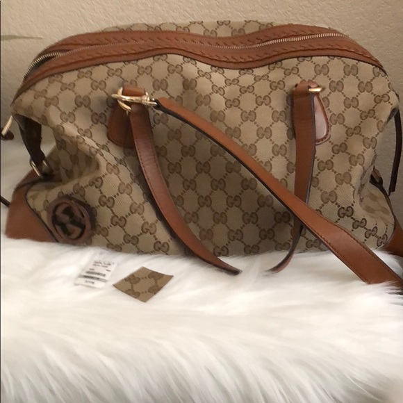 Gucci Handbags - 🛑SOLD🛑 Gucci Handbag with Crossbody Strap