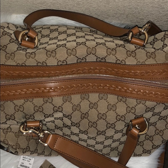 🛑SOLD🛑 Gucci Handbag with Crossbody Strap - Picture 2 of 8