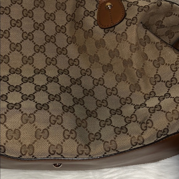 🛑SOLD🛑 Gucci Handbag with Crossbody Strap - Picture 7 of 8