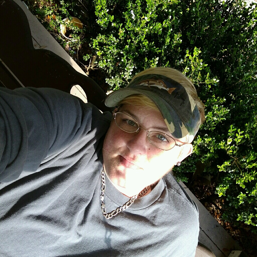 Meet your Posher, Tara