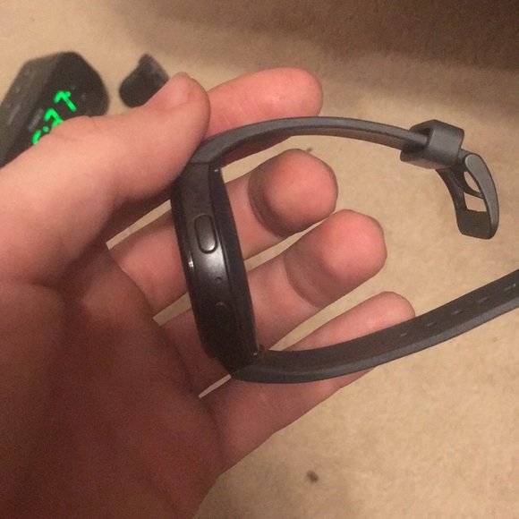 Samsung gear S2 - Picture 3 of 4