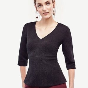 LOFT Ann Taylor Structure V-neck Peplum( M)