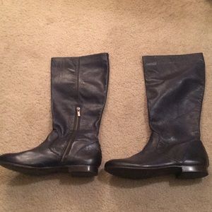 NOT FOR SALE- Frye Jillian pull-on boots.