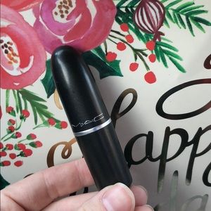MAC Russian red Matte lip