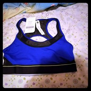 Fabletics NWT sports bra size L