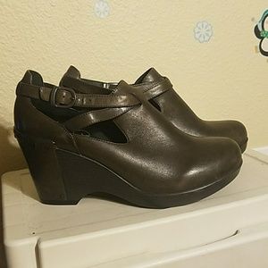 Dansko wedges