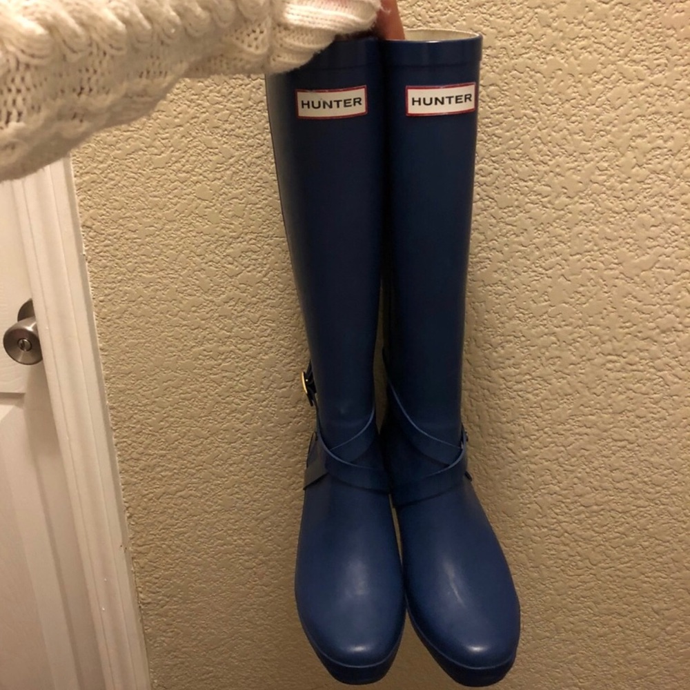 Hunter Navy Boots