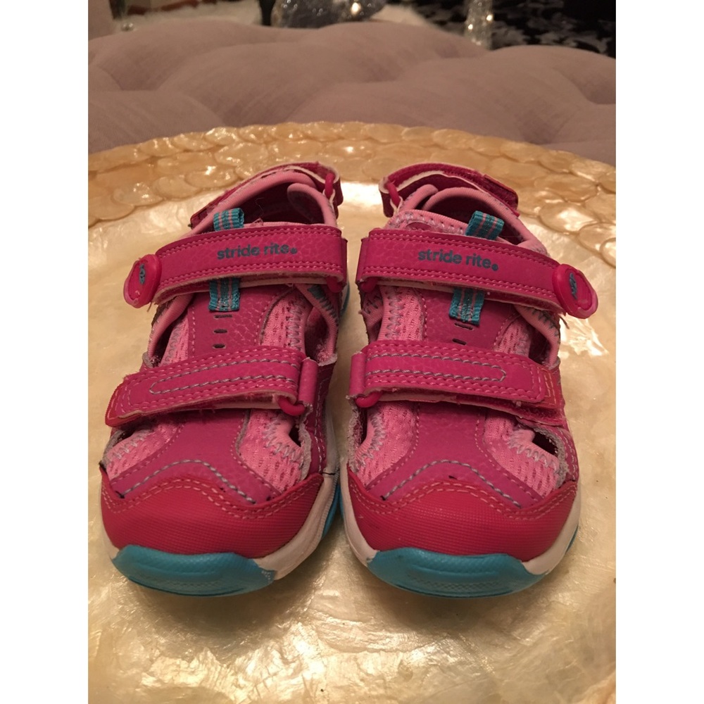 Stride Rite m2p water shoes