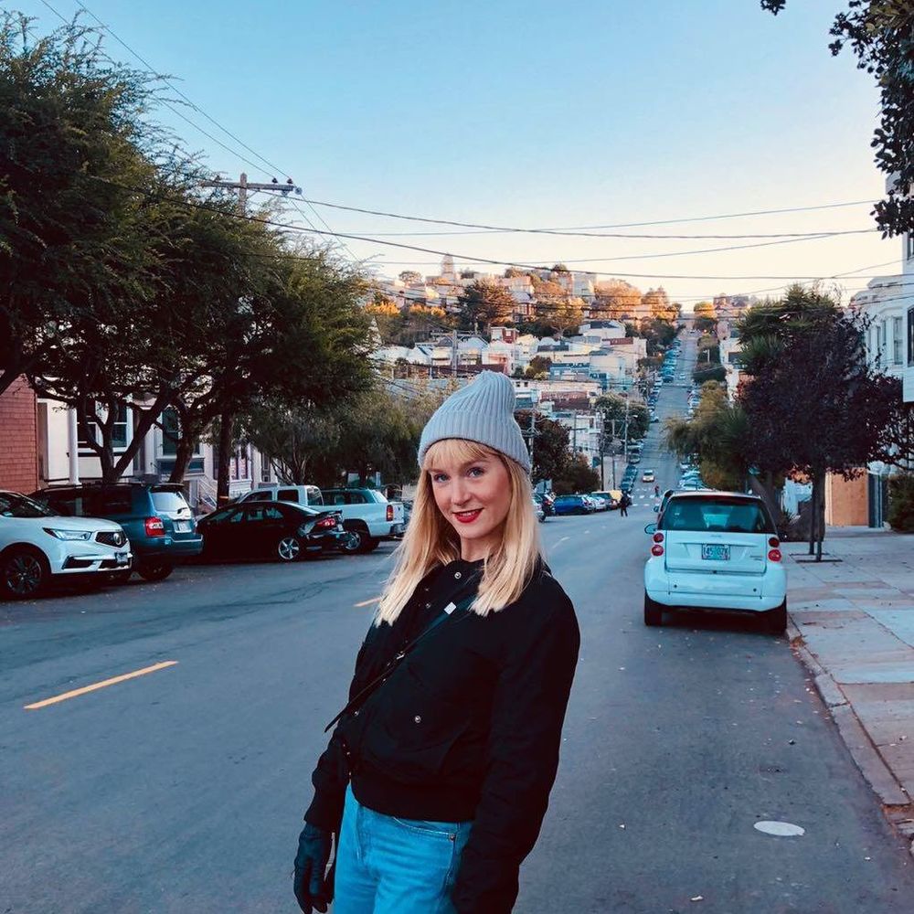 Meet your Posher, Lisa