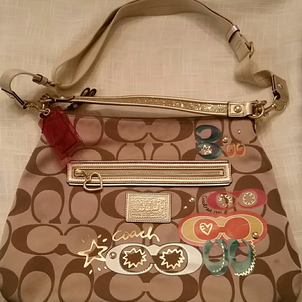 Coach Daisy pop C Applique hobo cross bag